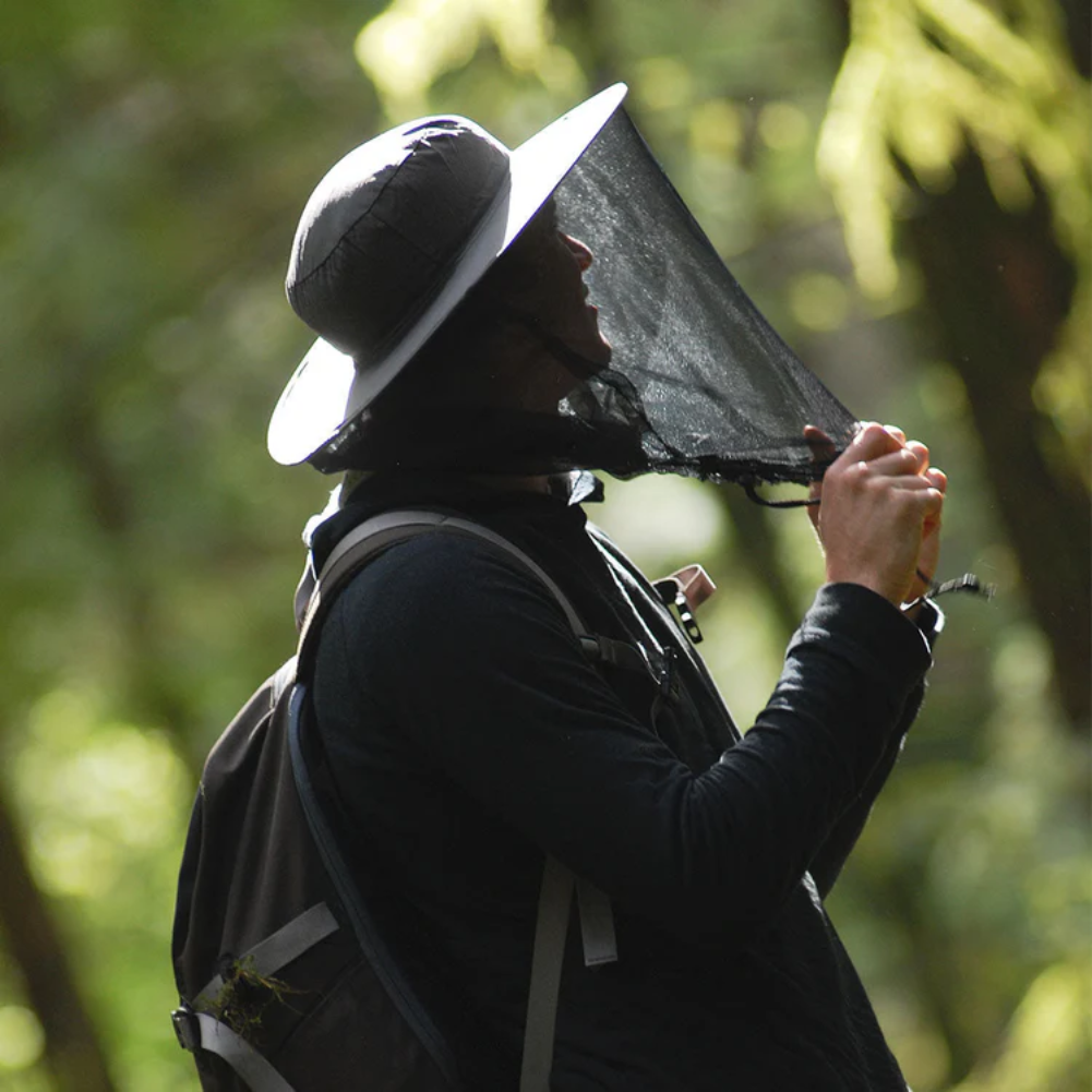 Lifesystems Midge & Mosquito Pop-Up Head Net Hat being used