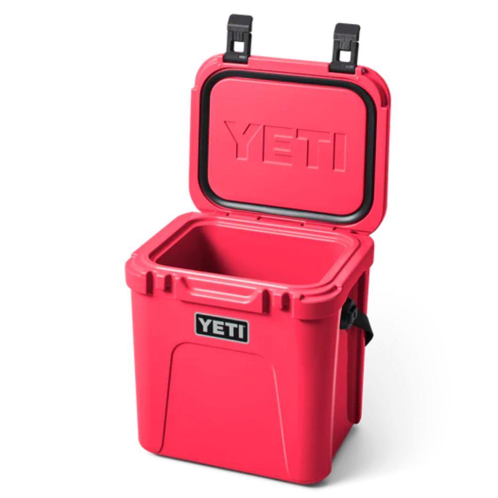 Yeti Roadie 24 Cool Box (Bimini Pink)
