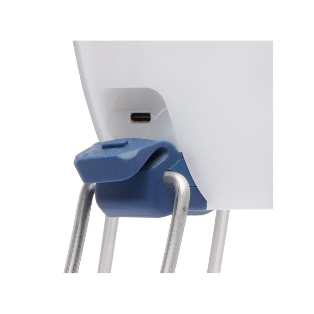 Black Diamond Orbiter 650 Lantern usb port