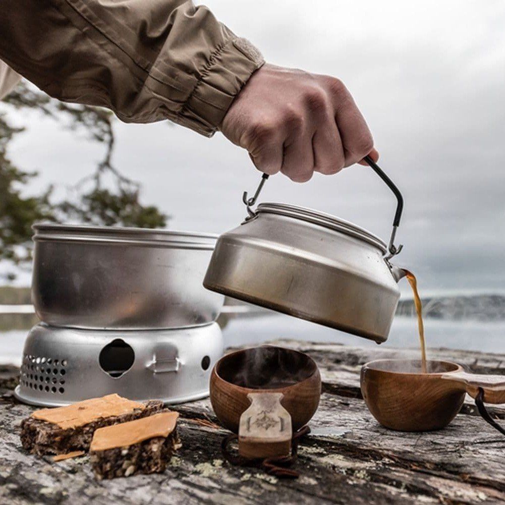 Trangia Kettle for 25 Series Cookers pour