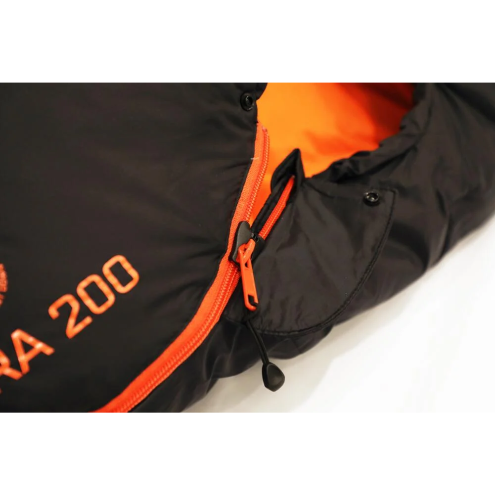 Vango Cobra 200 Down Sleeping Bag zipper