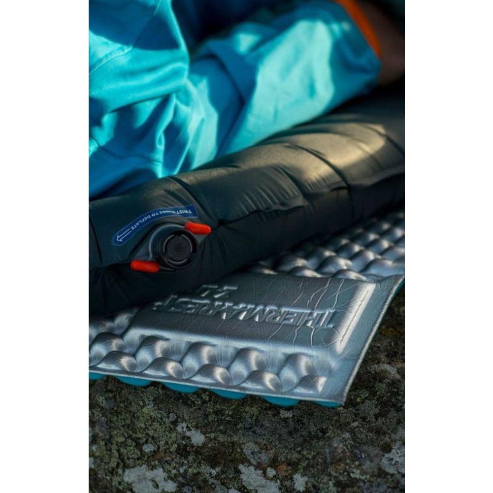 Therm-a-Rest Z Lite SOL Sleep Mat - Regular (Blue/Silver) close up