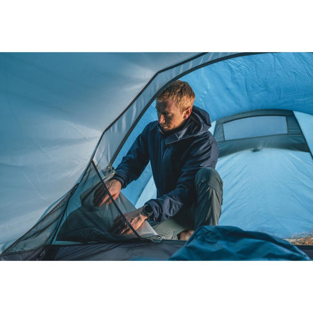 Robens Pioneer 2EX - 2 Man Tunnel Tent setting up