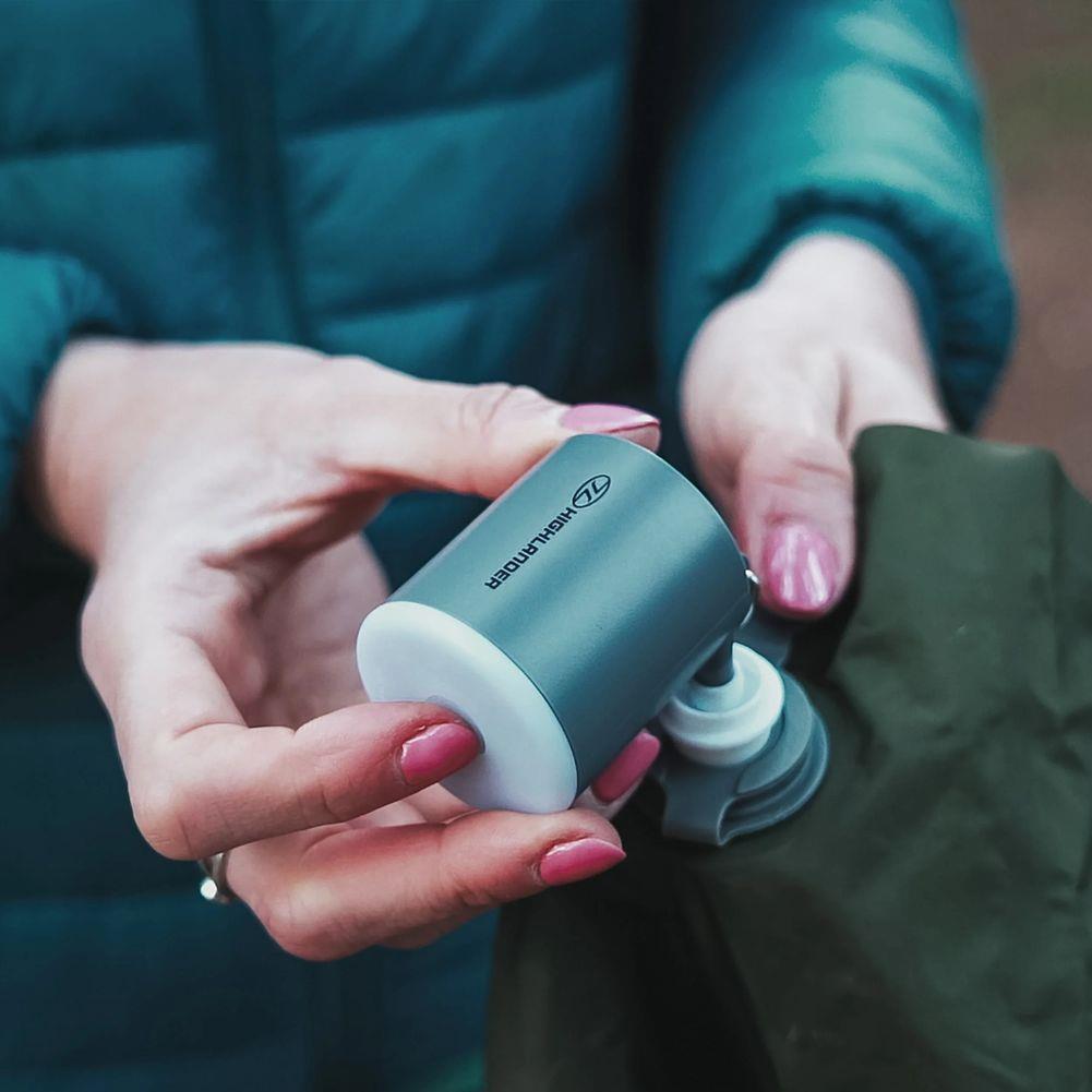 Highlander Wee Banshee Micro Lightweight Air Pump With Light