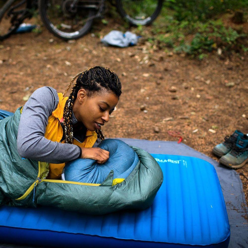 Therm-a-Rest Air Head Down Pillow - Large (Midnight Blue) sleep