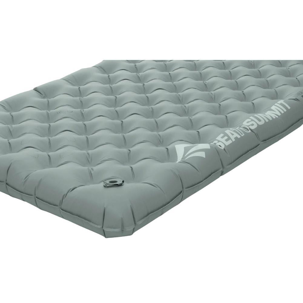 Sea To Summits Ether Light XR Insulated Air Sleeping Mat - Rec. Regular Wide (Dark Grey) corner