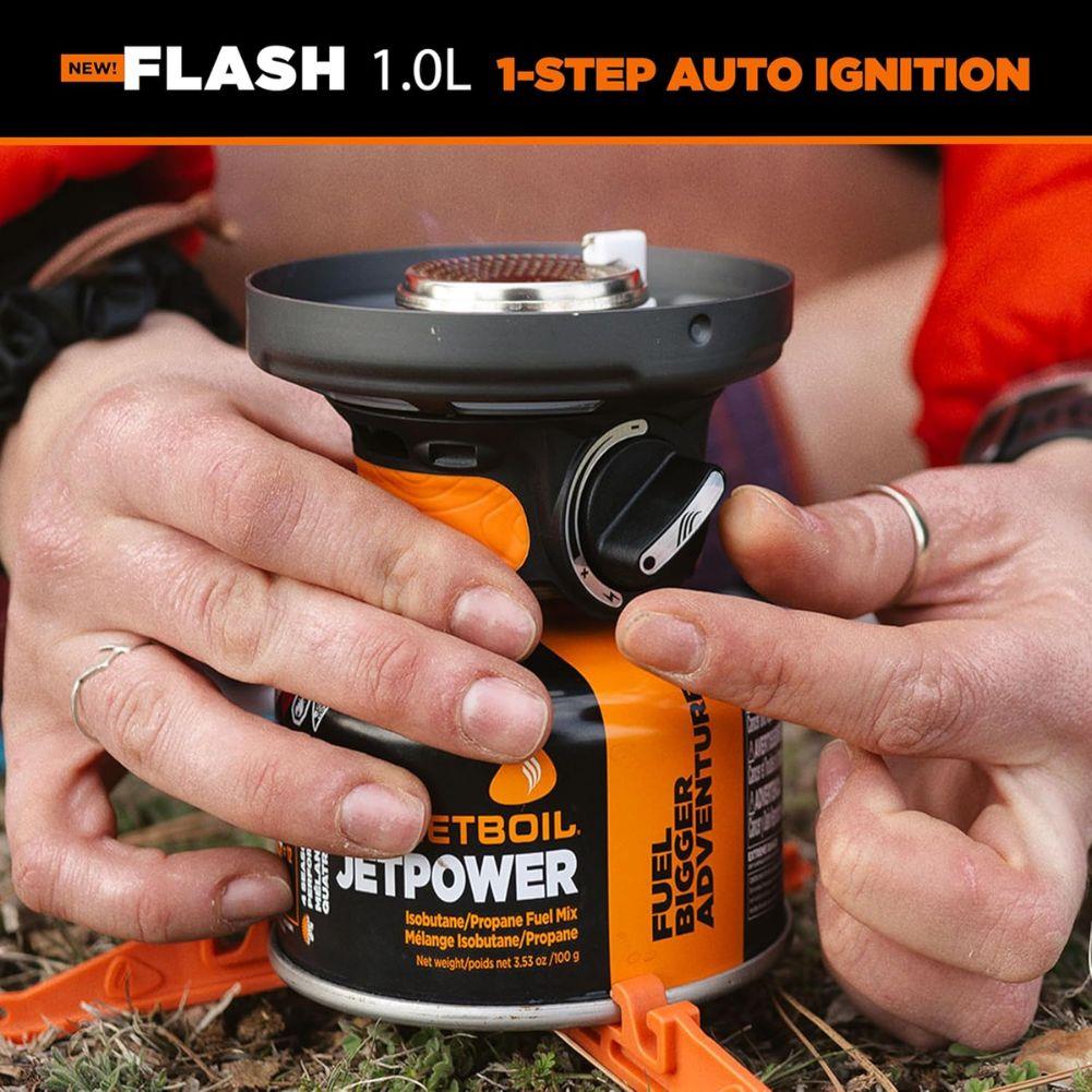 Jetboil Flash 1.0L Fast Boil System (Mountainscape) hand