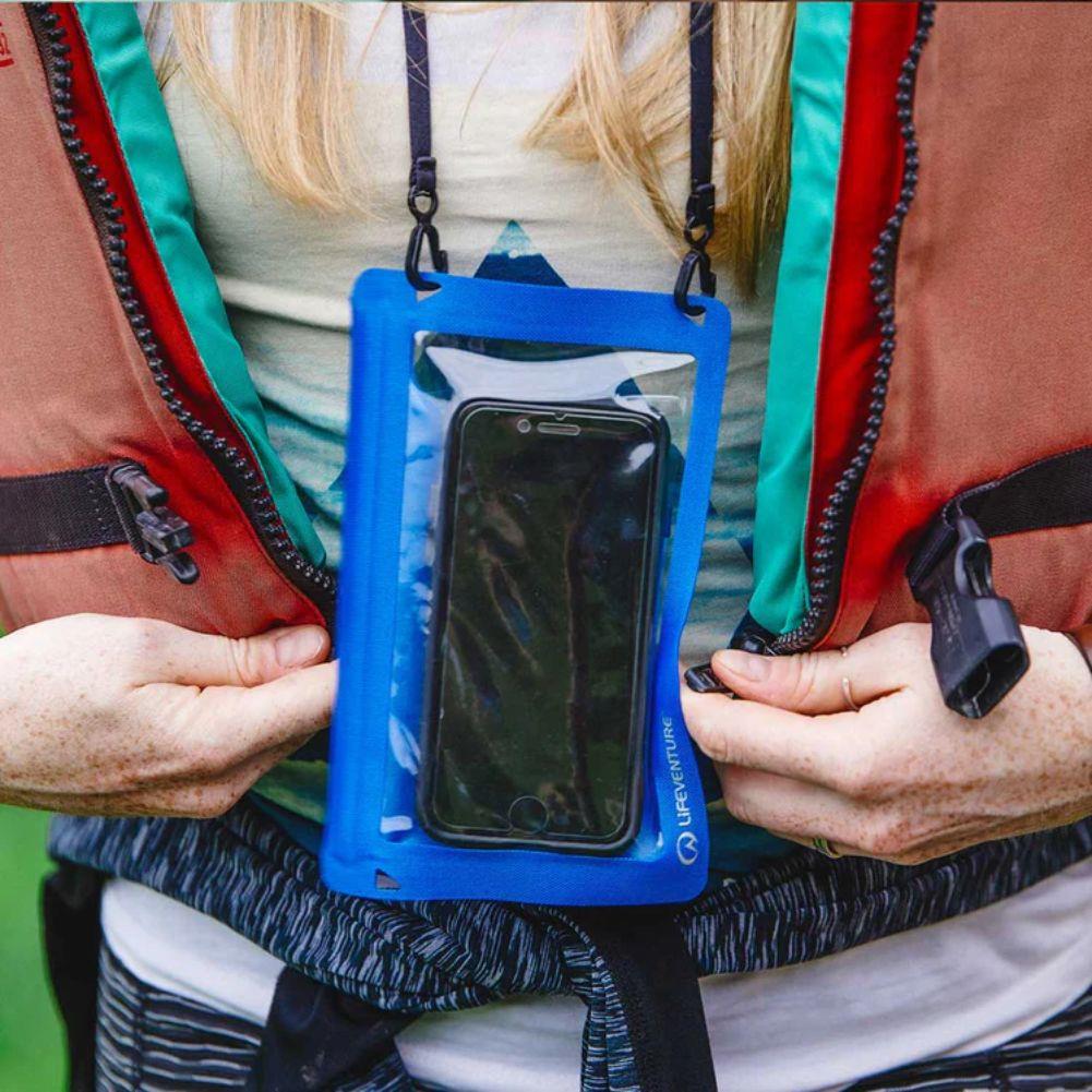 Lifeventure Hydroseal Phone Case Hanging