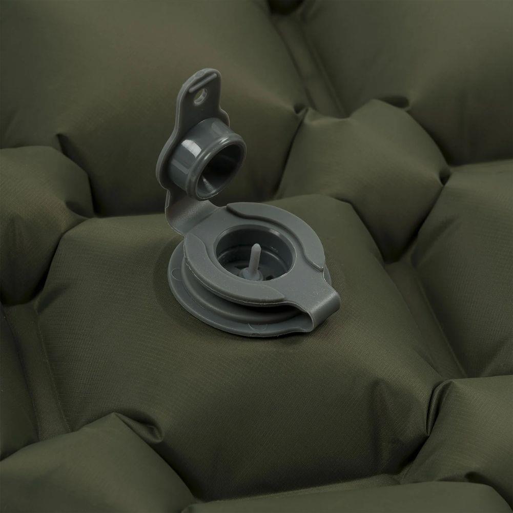 Highlander Nap-Pak Inflatable Sleeping Mat (Olive Green) plug