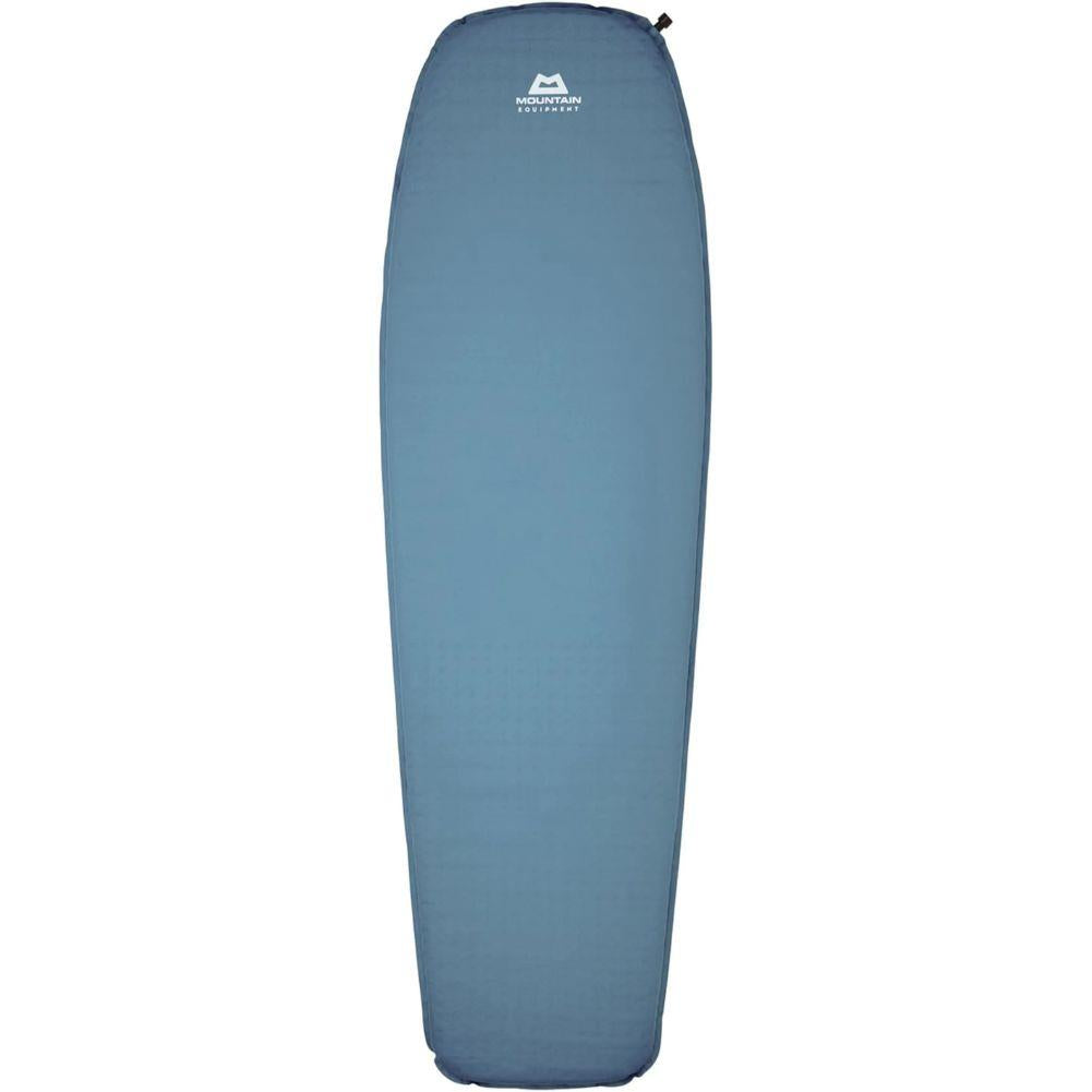 Mountain Equipment Women's Helium 3.8 Warmzone Mat (Deep Sea) stand